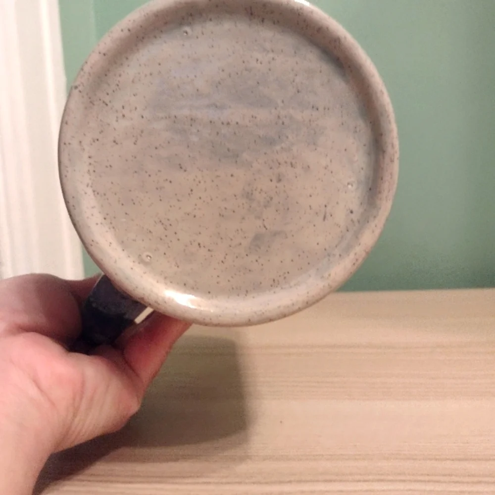 New Handcrafted Glazed Pottery Mug - Picture 6 of 15